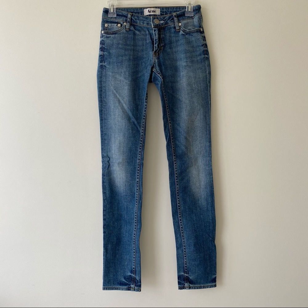 Acne “Kex” jeans in “vintage”